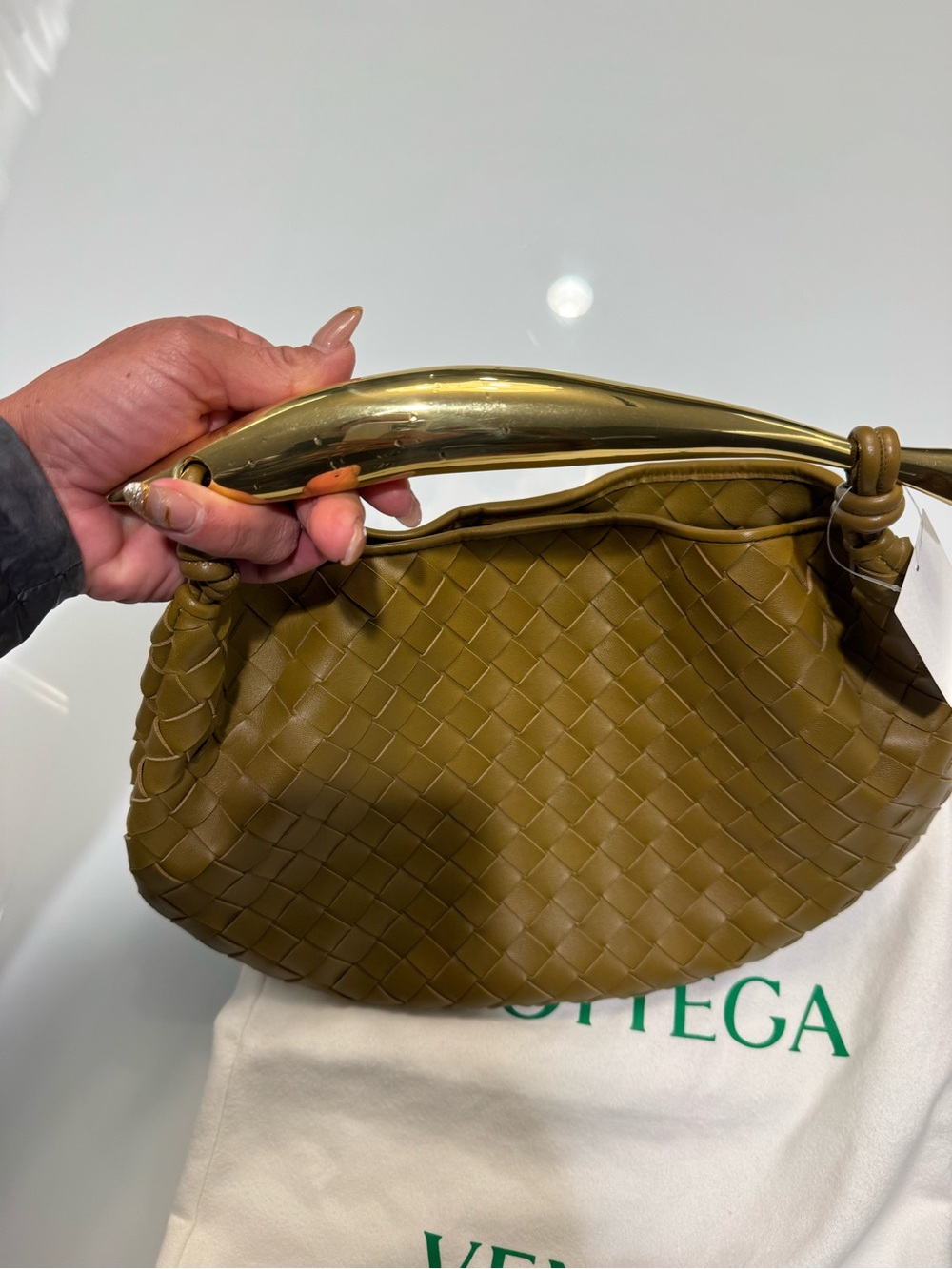 Bottega Veneta Sardine Intrecciato Leather Bag - Picture 5 of 16